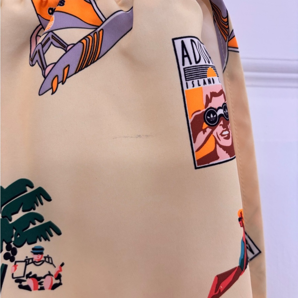 Adidas Womens Butter Yellow Originals Graphic Shorts•Beach•Retro•summer•80’s•XS - Picture 13 of 16